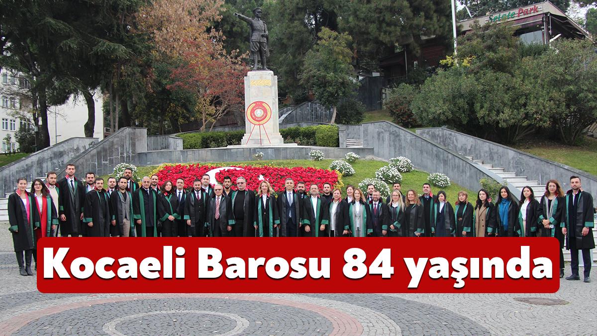 Kocaeli Barosu, kuruluşunun 84’üncü yıl dönümü nedeniyle Atatürk Anıtı’na çelenk