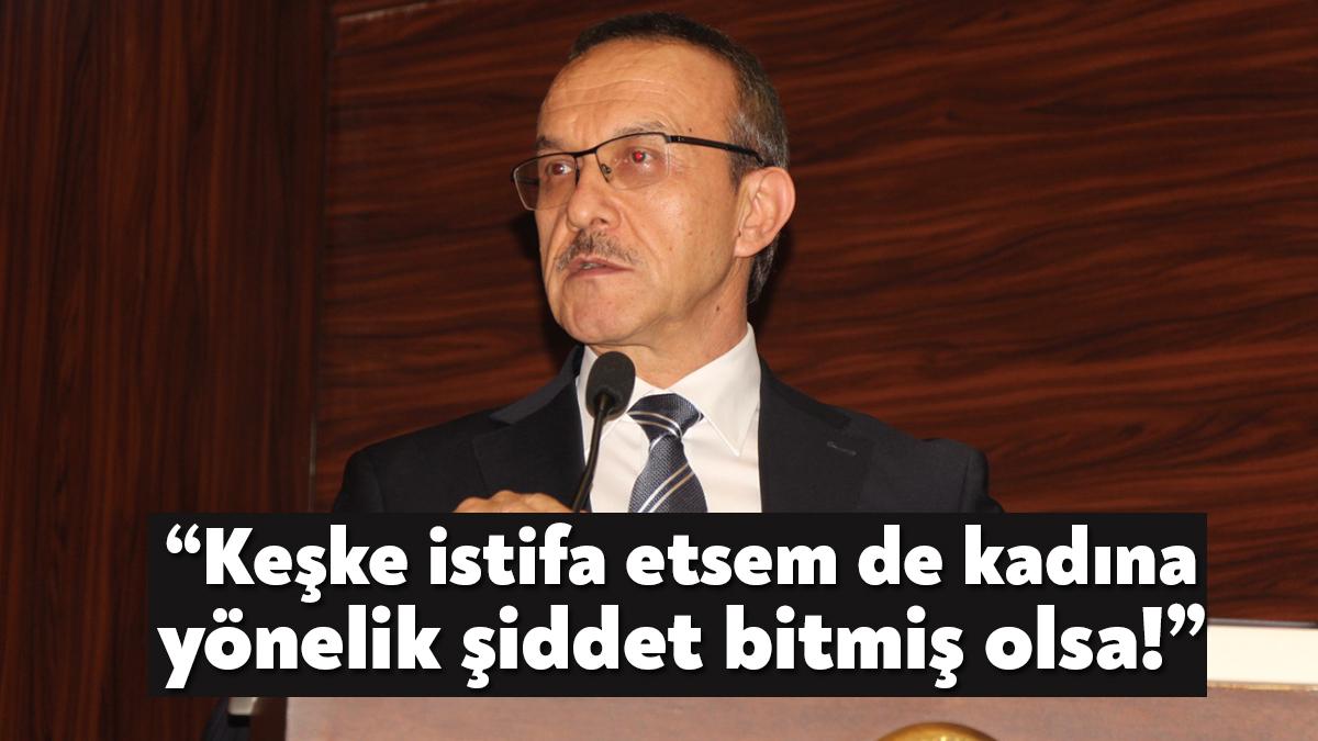 Kocaeli Valisi Seddar Yavuz İzmitli muhtarlar ile bugün Valilik binasında