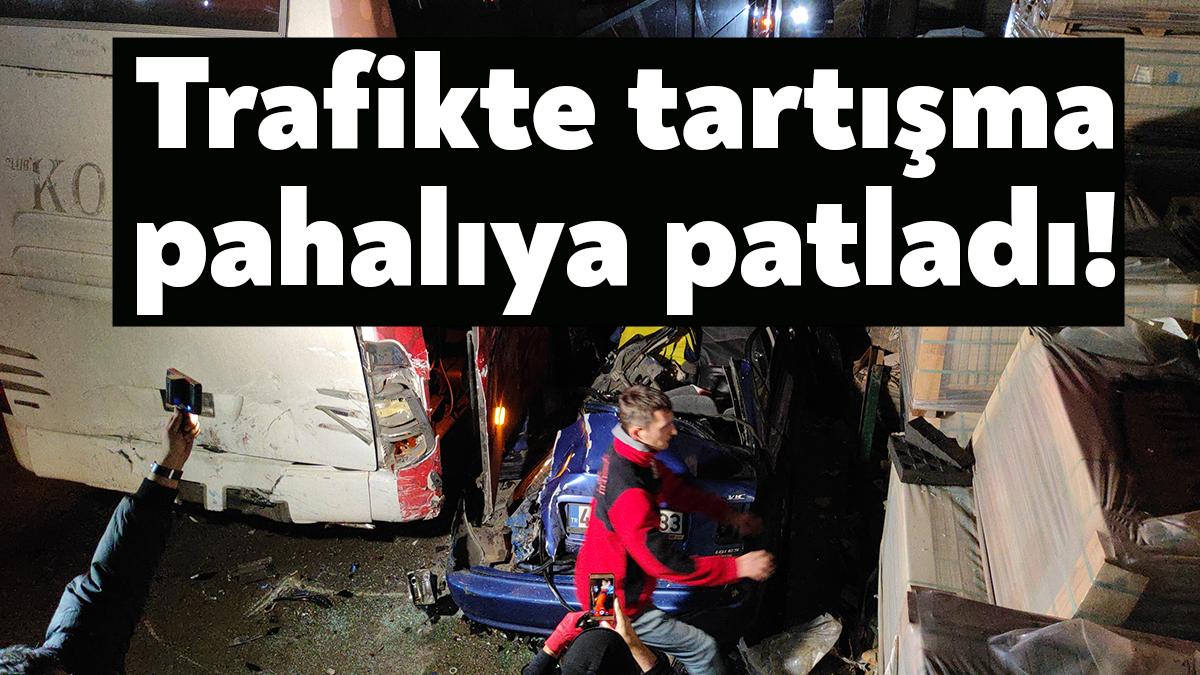Kocaeli'nin Başiskele ilçesinde seyir halinde tartışmaya başlayan iki otomobil sürücüsü