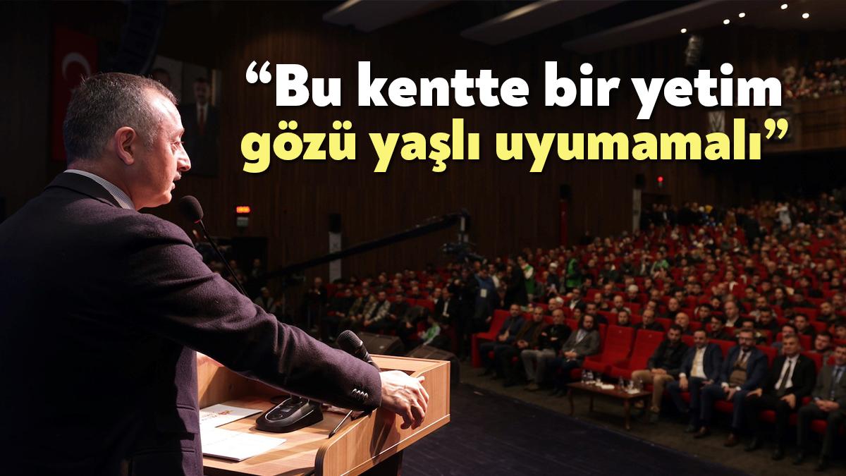 Kocaeli Büyükşehir Belediye Başkanı Tahir Büyükakın, İHH Kocaeli İnsani Yardım