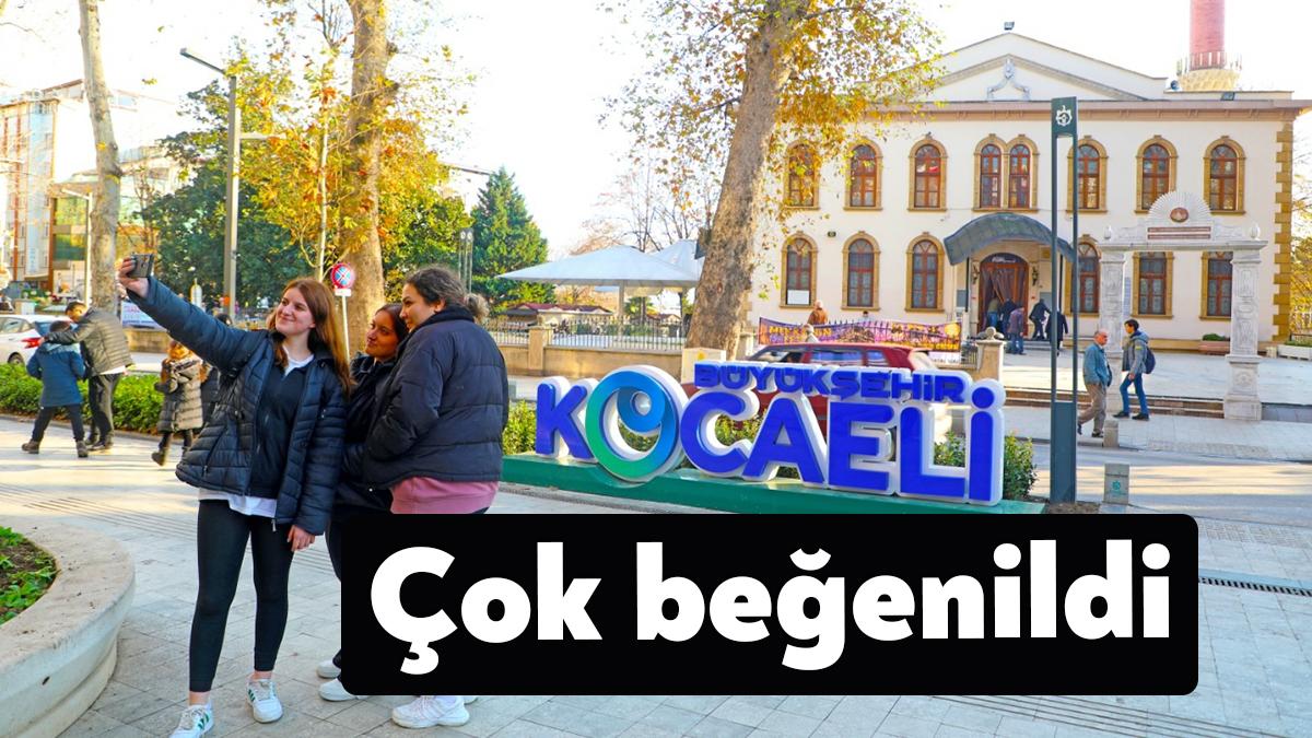 Kocaeli’nin yeni marka logosu Büyükşehir tarafından İzmit’in sembollerinden Cumhuriyet Bulvarı’nın