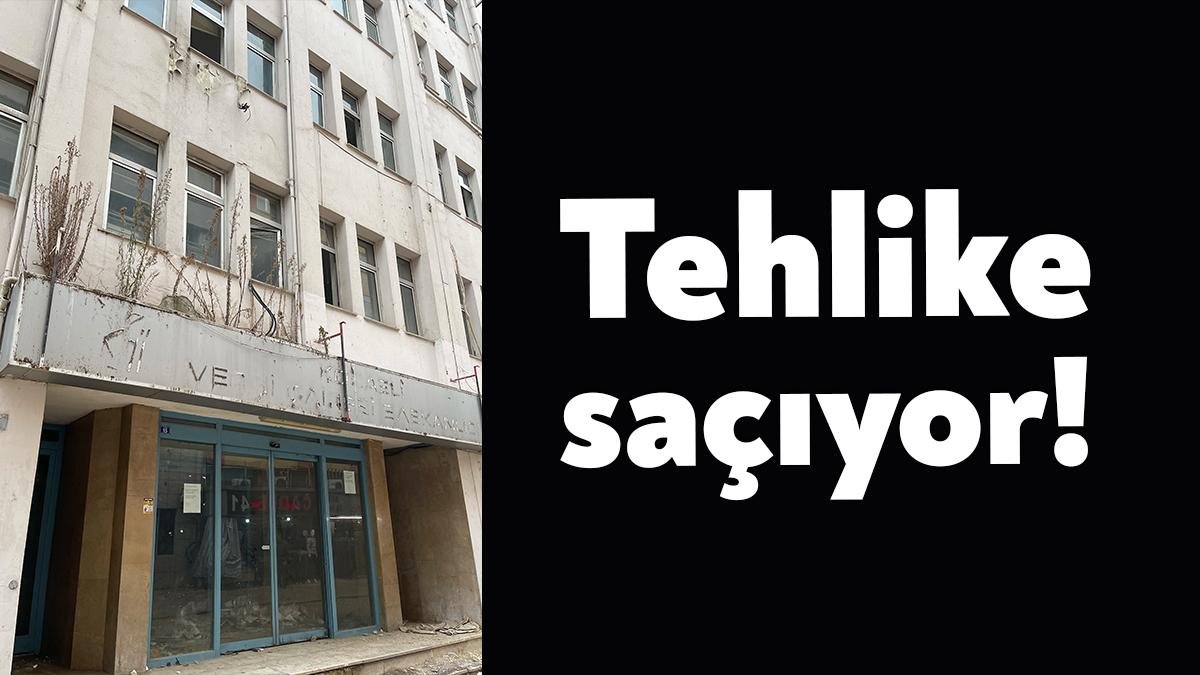 Kocaeli eski Tepecik Vergi Dairesi deprem tehlikesi nedeniyle boşaltılmış, taşınmıştı.