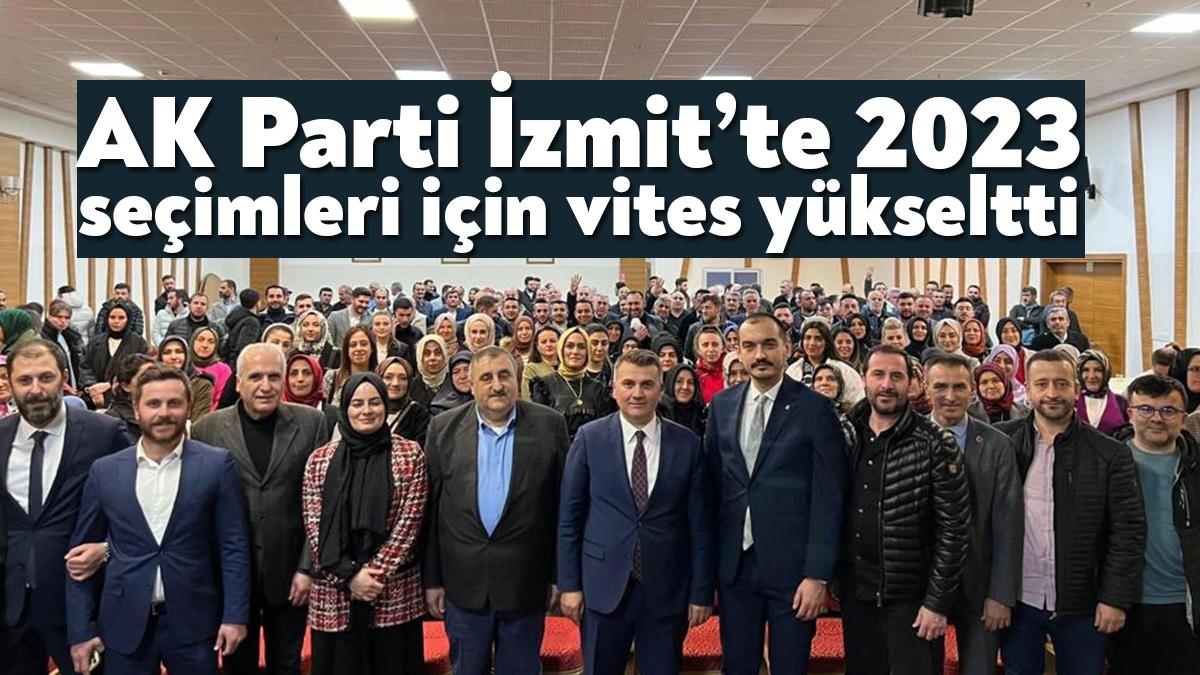 2023’e doğru Şehir Buluşmaları programı kapsamında, İzmit’te gelen AK Parti