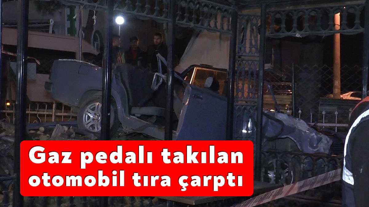 Kocaeli’nin Gebze ilçesinde gaz pedalı takılı kalan otomobil, önce park