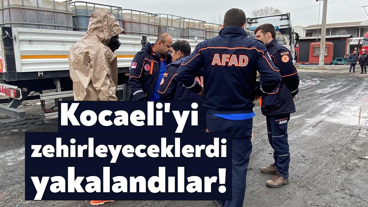 Kocaeli'nin İzmit ilçesinde geri dönüşüm firmasına gönderilen plastik tanklardan