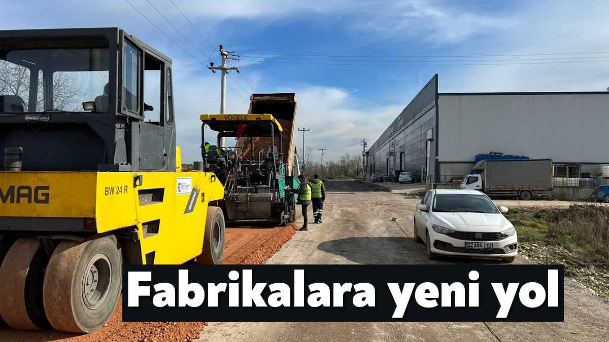 Büyükşehir, Başiskele fabrikalar bölgesinde aşınan yolları yenilerken fabrikalara ulaşımın sağlandığı