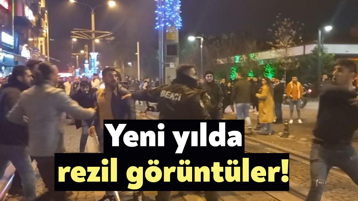 Kocaeli’nin İzmit ilçesinde yeni yıla girdikten saatler sonra alkollü gruplar