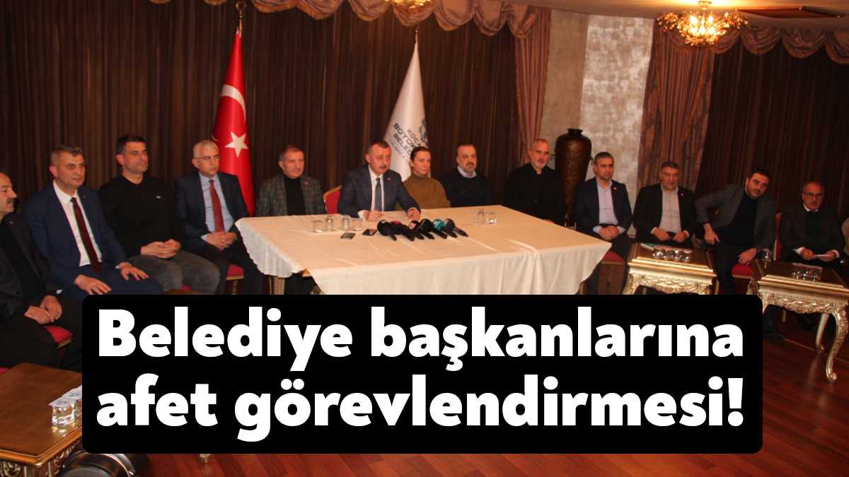 Kocaeli Büyükşehir Belediye Başkanı Tahir Büyükakın üç ilçe belediye başkanının