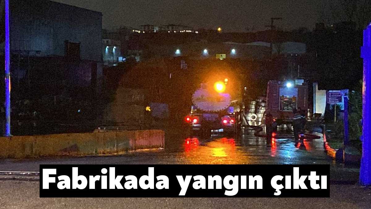 Kocaeli'nin Kartepe ilçesinde bir geri dönüşüm fabrikasında sabaha karşı
