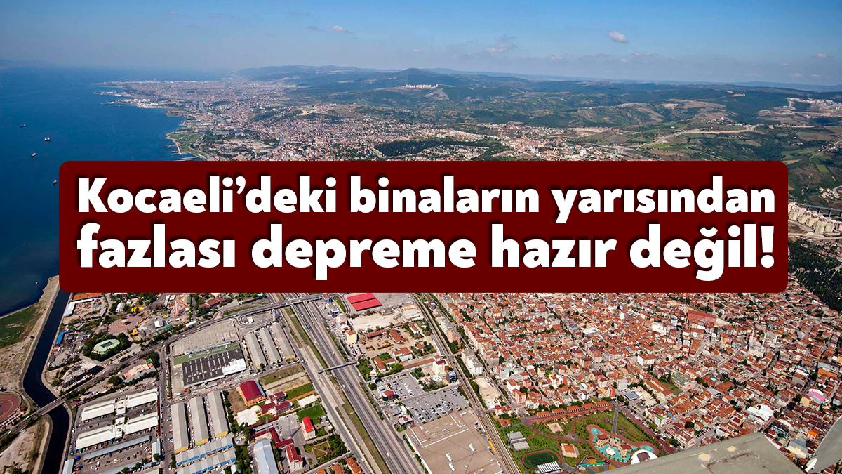 İYİ Parti Kocaeli İl Başkanı Nusret Acur il binasında deprem