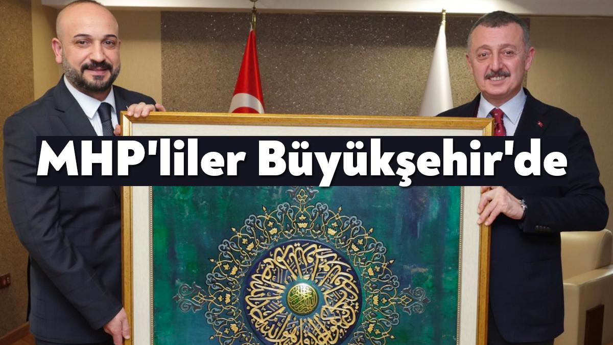 MHP Kocaeli İl Başkanı Demirbaş ve yönetimini makamında konuk eden