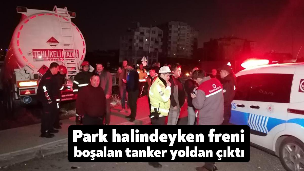 Kocaeli’nin Gebze ilçesinde park halindeyken freni boşalan tanker, çöp kutusuna,