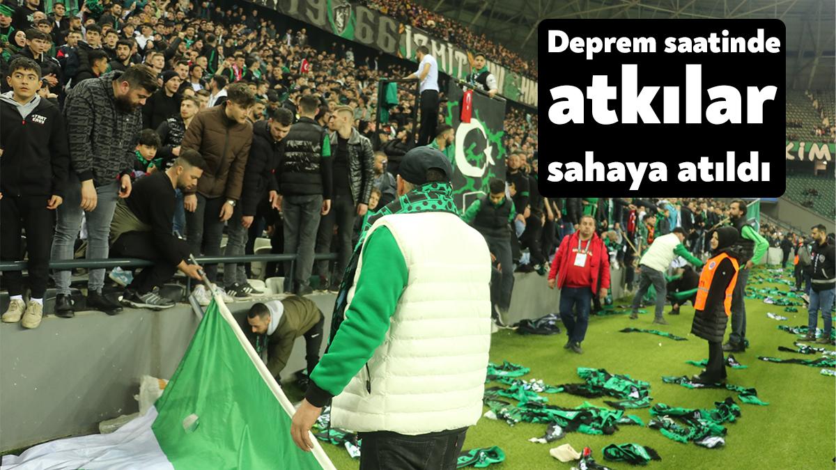 Kocaelispor, Sakaryaspor maçının 4 dakika 17. saniyesinde deprem bölgesindeki vatandaşlar
