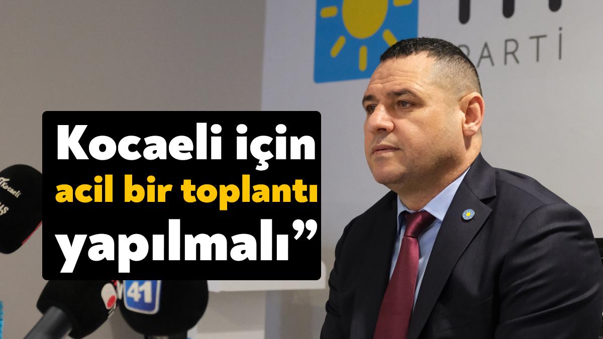 İYİ Parti Kocaeli İl Başkanı Nusret Acur, yaptığı basın toplantısında,