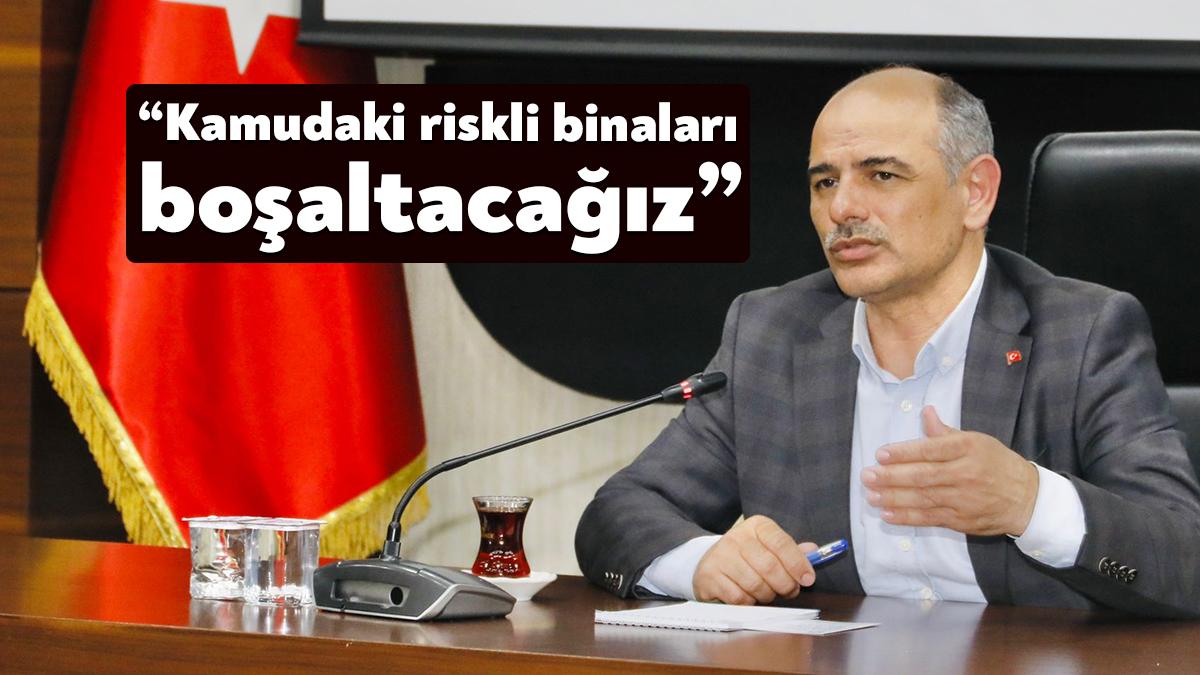 Körfez Belediye Başkanı Şener Söğüt yaptığı toplantıda “Bize ait tüm
