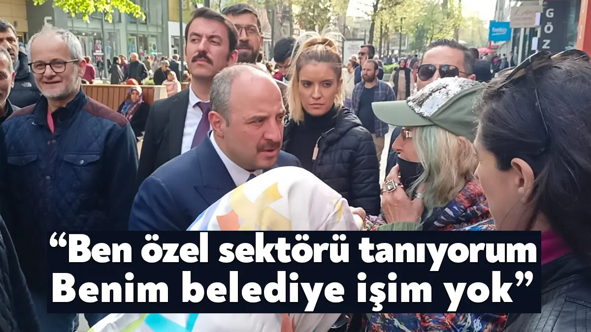 Sanayi ve Teknoloji Bakanı Mustafa Varank, İzmit'te belediyeden iş isteyen
