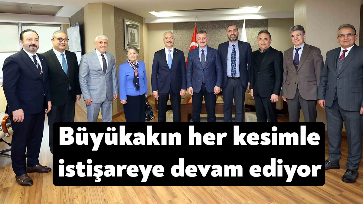 Başkan Büyükakın, eğitimden siyasete, iş dünyasından farklı alanlarda çalışma yapan