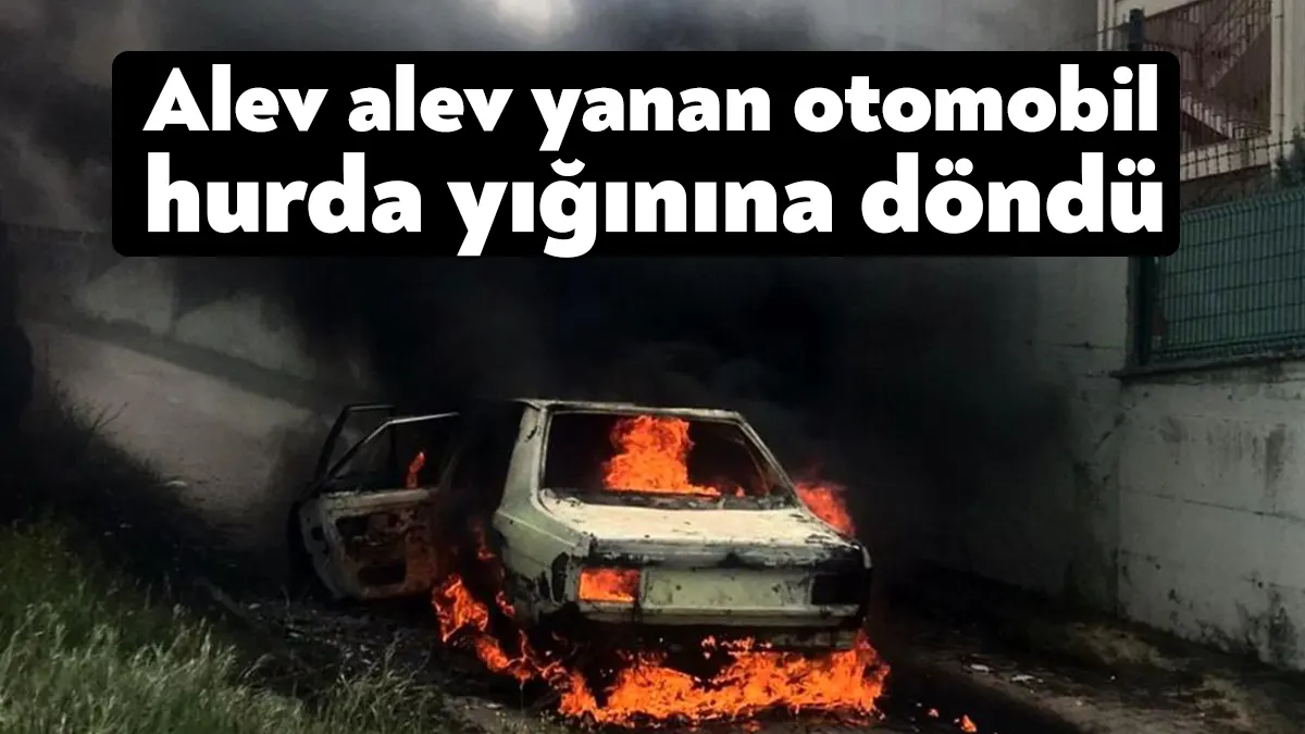 Kocaeli'nin İzmit ilçesinde alev topuna dönen otomobil hurda yığınına döndü.