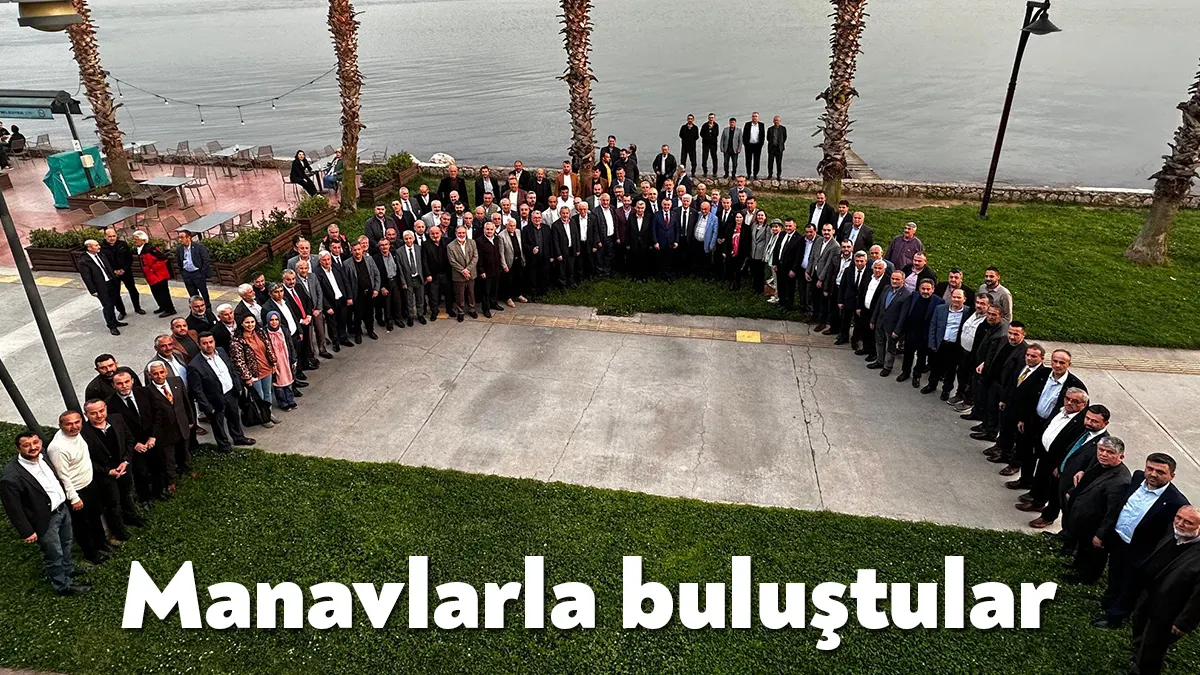 Kocaeli Büyükşehir Belediye Başkanı Doç. Dr. Tahir Büyükakın, AK Parti