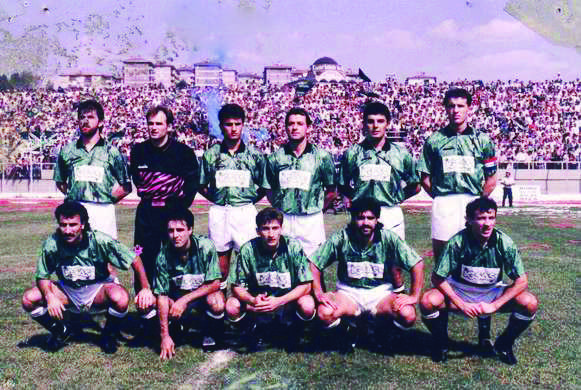 Tarihinin en basarili sezonu olan 1992 93 sezonu Kocaelispor kadrosu