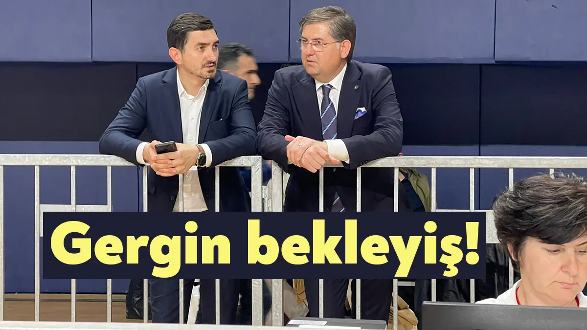 CHP Kocaeli Milletvekili Harun Özgür Yıldızlı ve CHP İl SKM
