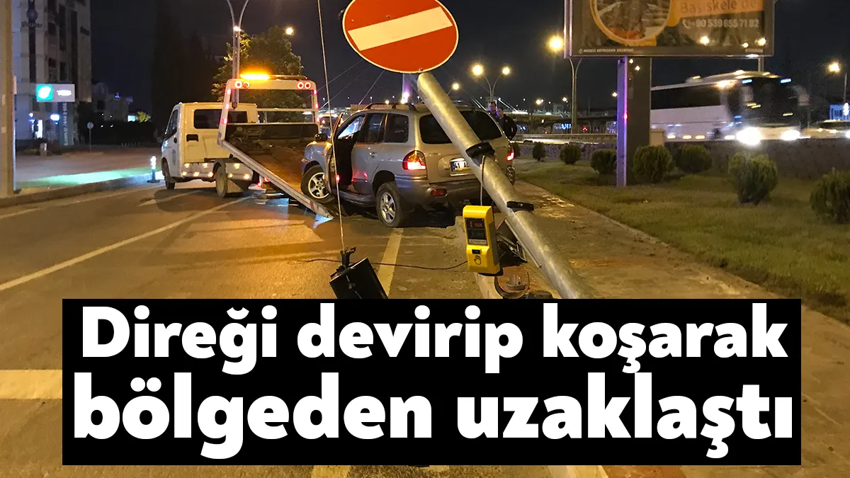 Kocaeli’de otomobiliyle sinyalizasyon direğine çarpıp deviren sürücü, koşarak bölgeden uzaklaştı.