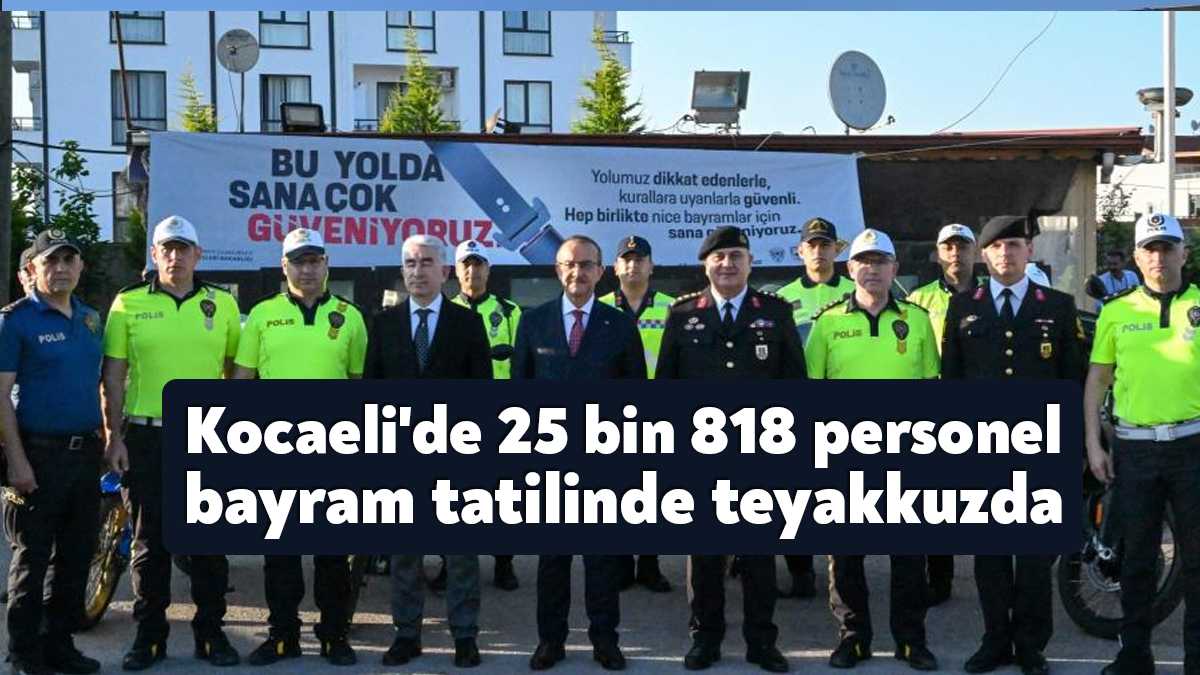 Kocaeli’de polis ve jandarma ekiplerinin bayram denetimine katılan ve sürücülere