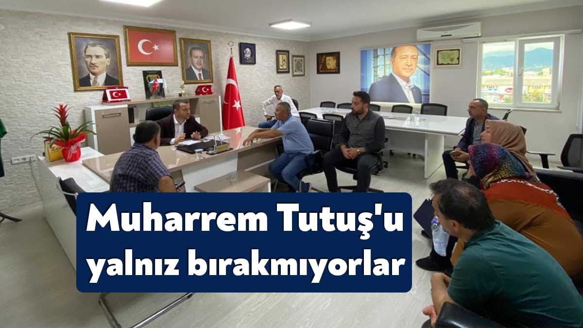 AK Parti İzmit İlçe Başkanı Muharrem Tutuş saha programlarının yanı