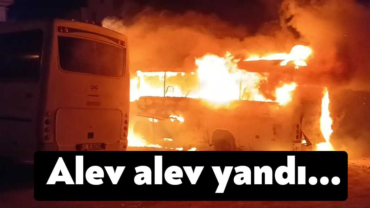 Kocaeli’nin Gebze ilçesinde park halindeki midibüs alev alev yandı. Yan