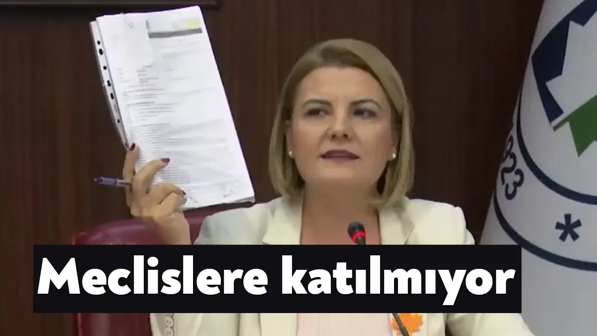 İzmit Belediye Başkanı Fatma Kaplan Hürriyet, temmuz ayı meclis oturumuna