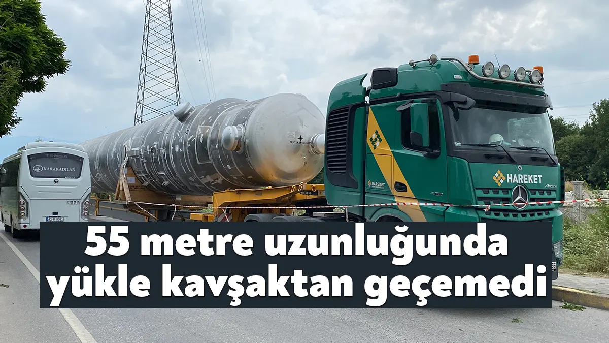 Almanya'dan Kocaeli'ye getirilen 55 metre uzunluğunda ve 53 ton