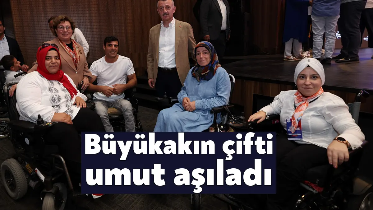 Sanat İçin Ben de Varım Festivaline katılan Başkan Büyükakın ile