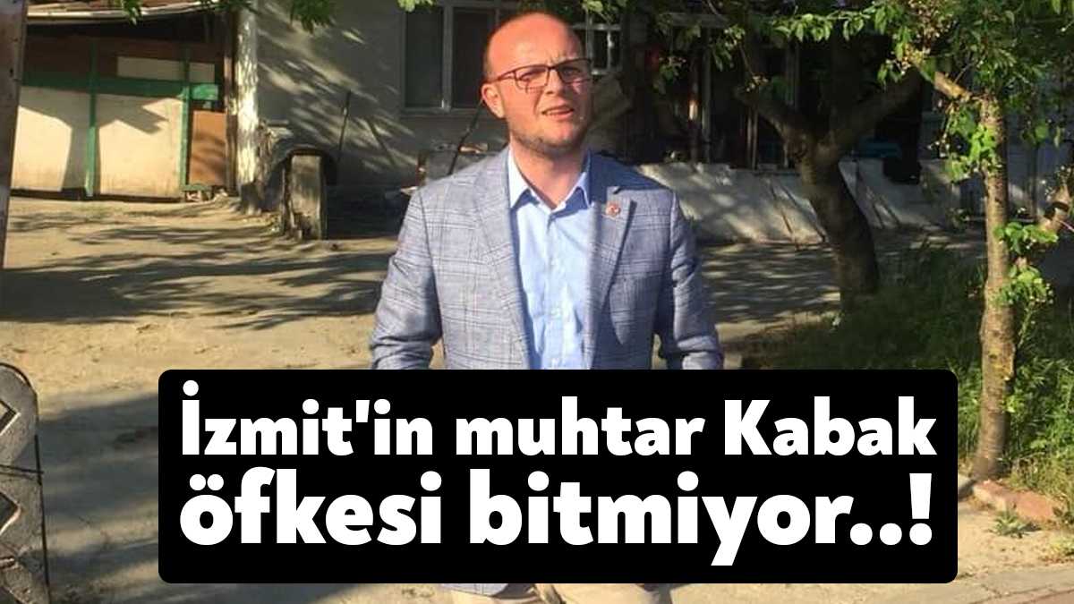 İzmit Belediye Başkan Yardımcısı Ünal Özmural, İzmit Belediyesi emekçisiyle dalga