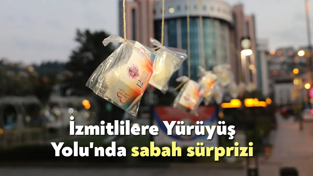Kocaeli'nin İzmit ilçesinde sabahın erken saatlerinde yola çıkan vatandaşlar, ağaçlarda