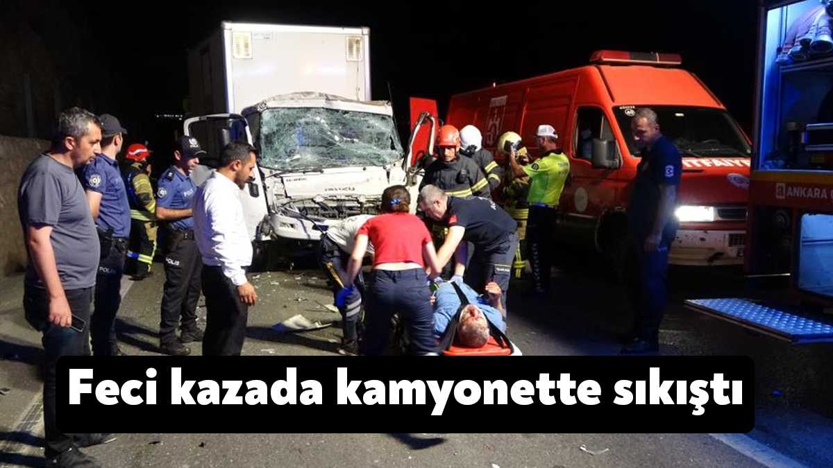 Kocaeli’nin körfez ilçesinde seyir halindeki kamyonet aynı yönde giden tıra