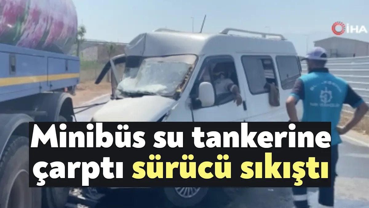 Kocaeli’nin Kartepe ilçesinde kontrolden çıkan minibüs, sulama yapan tankere arkadan