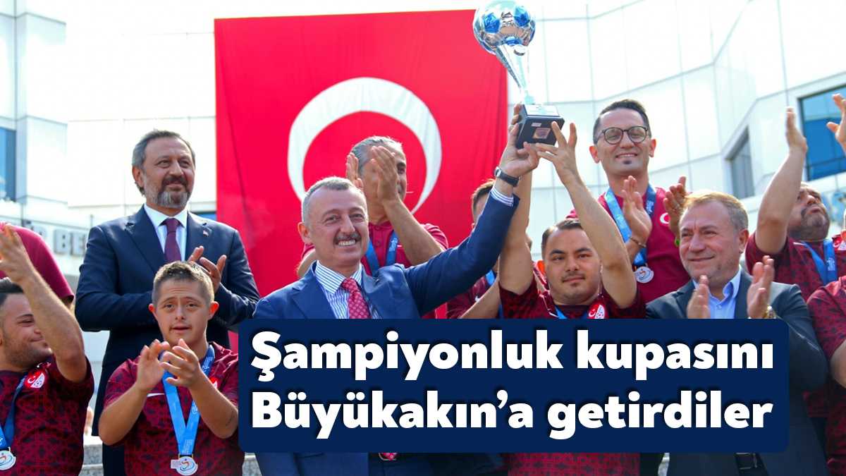 Down Sendromlular Avrupa Şampiyonası’nı kazanan Down Sendromlular Özel Futsal Milli