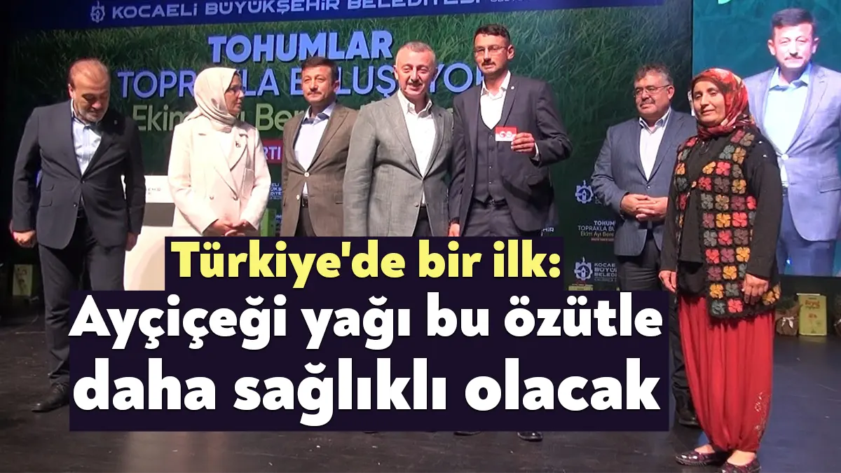 Kocaeli'de çiftçilere verilen mazot kartı dağıtım töreninde biberiyenin ayçiçeği yağında