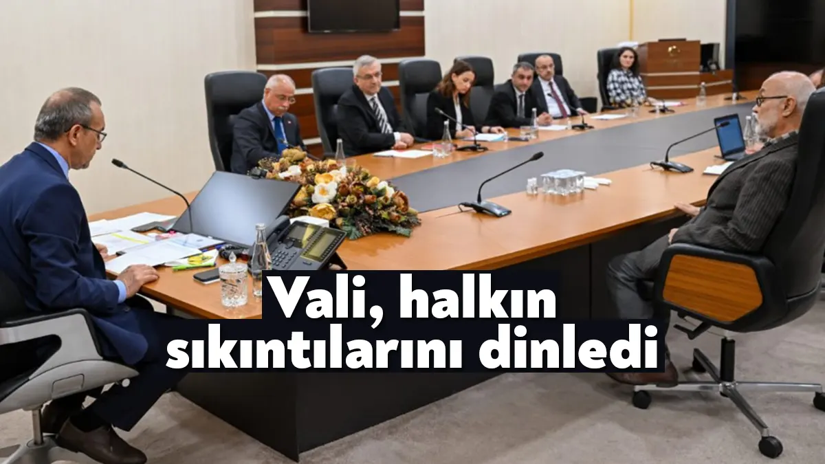 Kocaeli Valiliği Halk Günü’nünde vatandaşları sıkıntılarını Vali Seddar Yavuz’a anlatarak