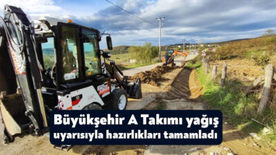 Kocaeli Büyükşehir A Takımı ekipleri, yağış uyarısının ardından vatandaşların mağdur