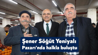 Körfez Belediye Başkanı Şener Söğüt, Yeniyalı Mahallesi’nde kurulan Pazar alanında