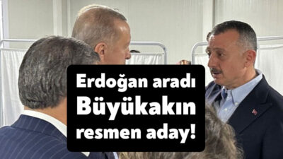 AKP Körfez İlçe Danışma Toplantı öncesinde salona gelerek yerini alan