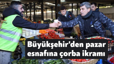 Kartepe Köseköy pazar alanında tezgah açan esnafa çorba ikram edildi.