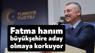 Kocaeli Büyükşehir Belediye Başkanı Tahir Büyükakın, CHP Erzincan Milletvekili Mustafa