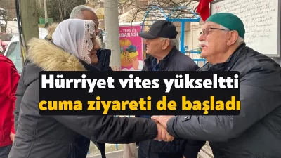 İzmit Belediye Başkanı Fatma Kaplan Hürriyet, Yenimahalle Oğuz Camii’nde cami