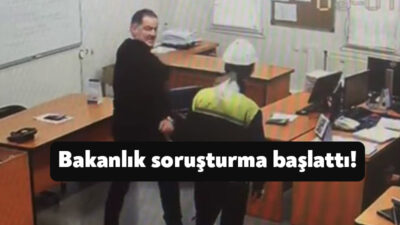 Sadettin Tezcan, karşısında bekleyen işçinin eline sert bir şekilde vurdu.