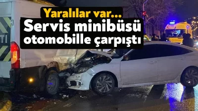 Kocaeli’nin İzmit ilçesinde servis minibüsü ile otomobilin kavşakta çarpıştığı kazada