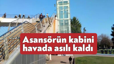 Kocaeli'nin İzmit ilçesinde bulunan köprünün asansörü arıza yapınca vatandaşlar kabinde