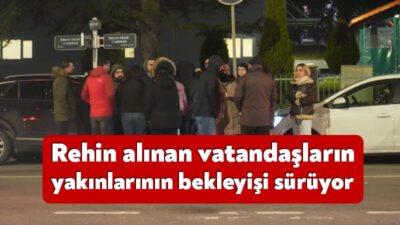 Kocaeli'nin Gebze ilçesinde fabrikada yakınları rehin tutulan vatandaşların bekleyişi sürüyor.