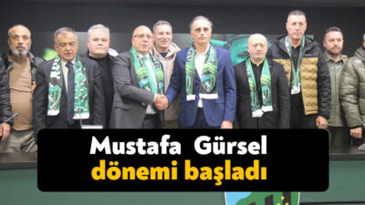 Trendyol 1. Lig'de mücadele eden Kocaelispor, Teknik Direktör Mustafa Gürsel